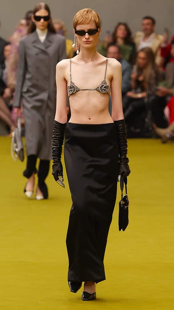 look_01