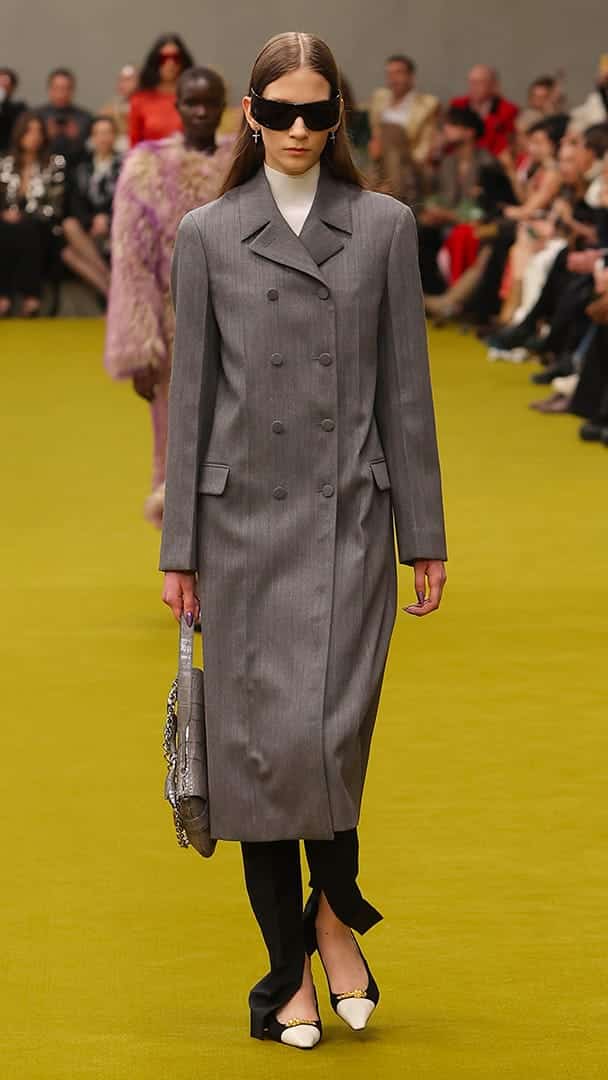 look_02