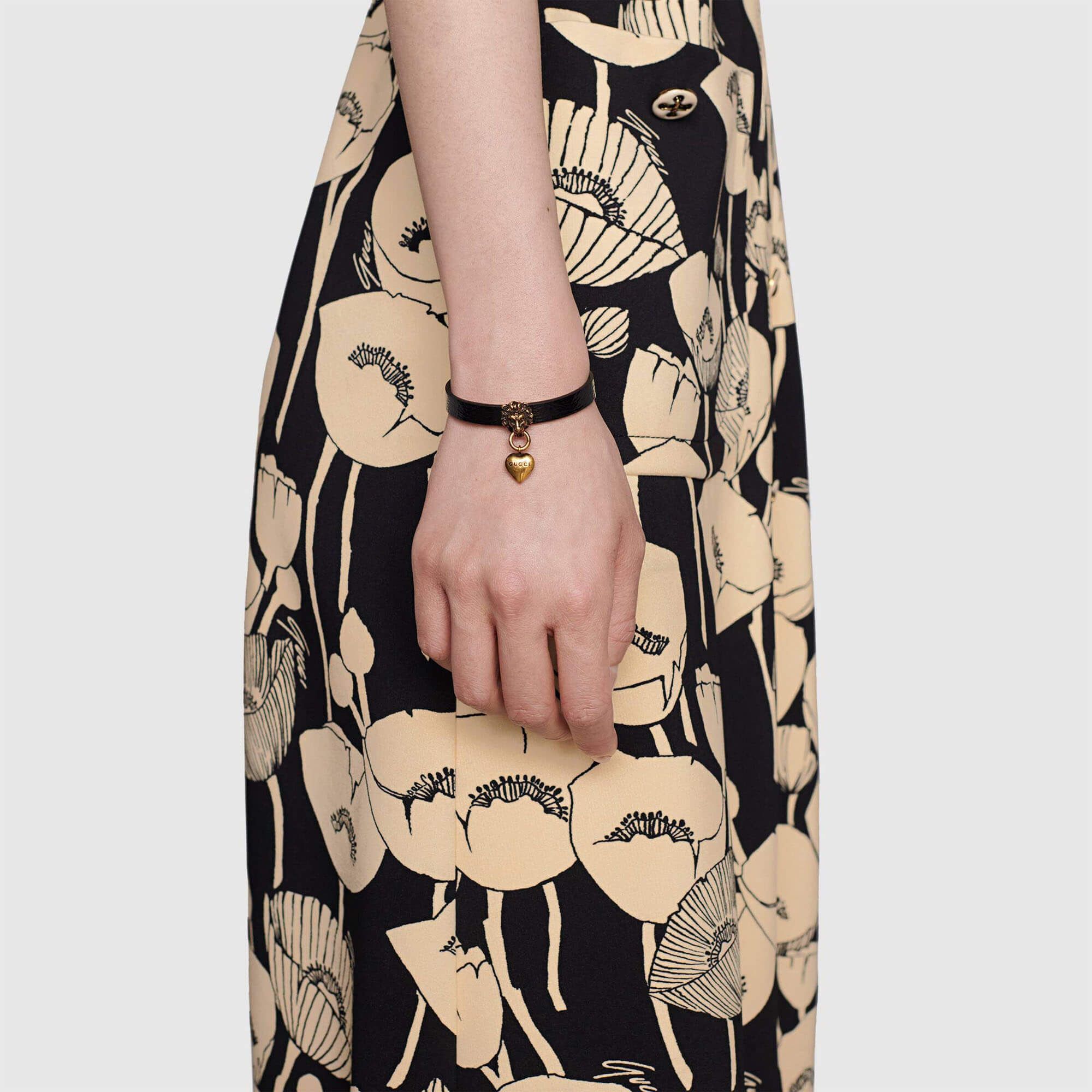 Gucci lion head bracelet deals