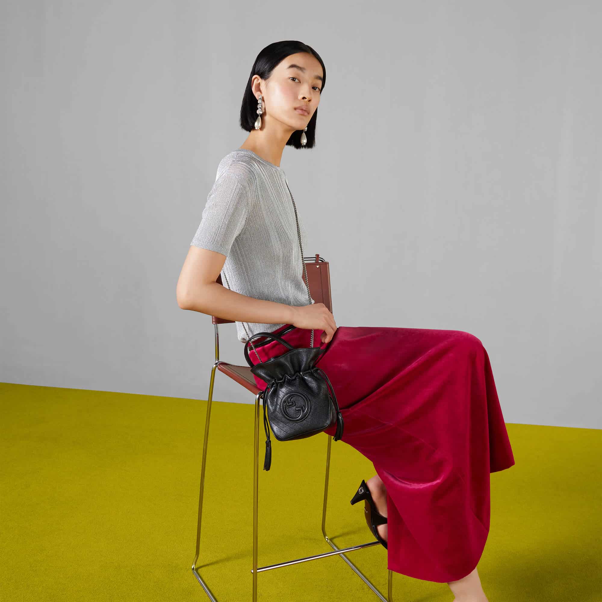 Gucci small on sale bucket bag