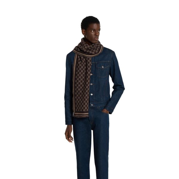 Gucci GG Wool Jacquard Scarf - Image 3