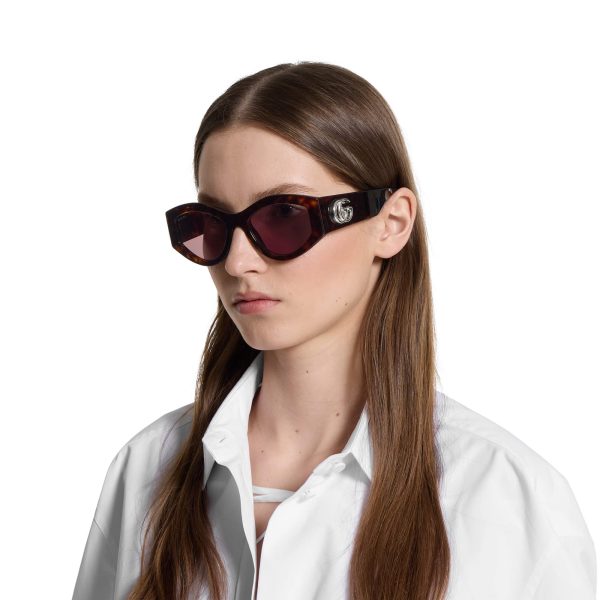 Gucci Oval Frame Sunglasses - Image 3