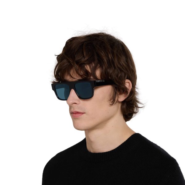 Gucci Rectangular Frame Sunglasses - Image 3