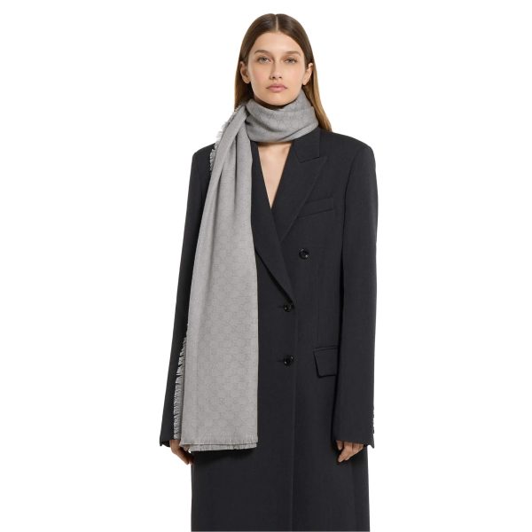 Gucci Printed GG Cotton Wool Lamé Shawl - Image 3